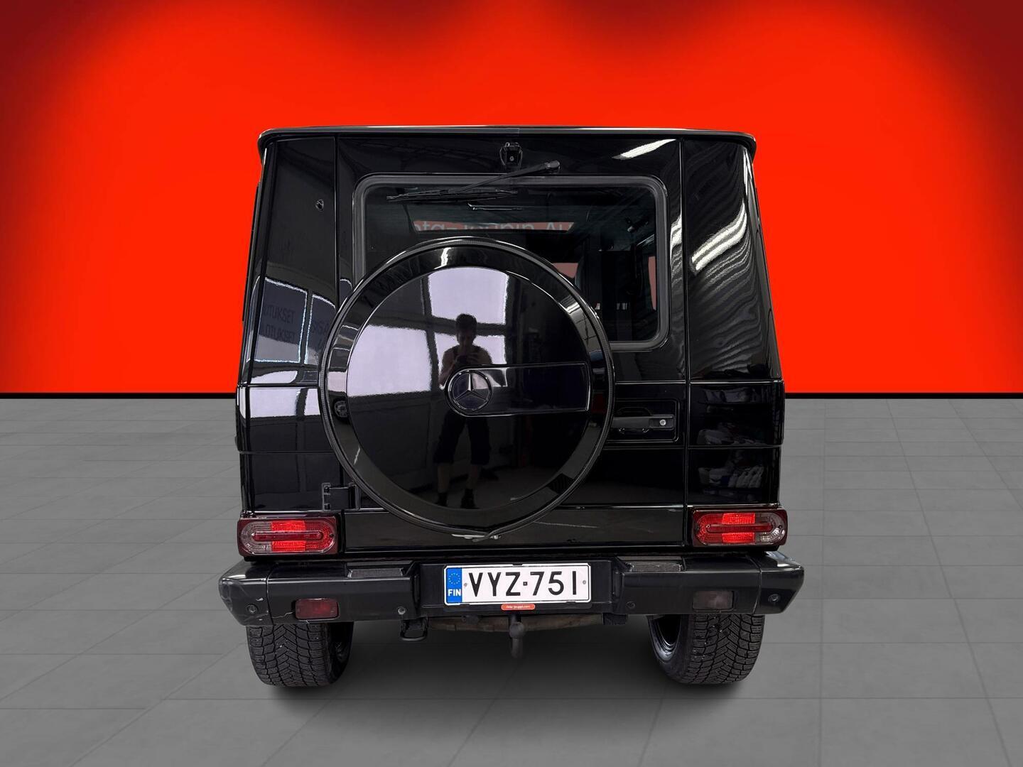 MERCEDES-BENZ G 2011