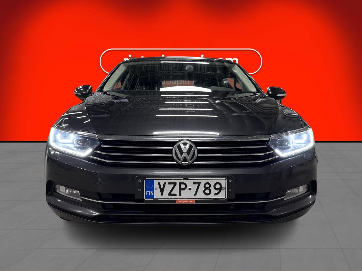 VOLKSWAGEN Passat 2017