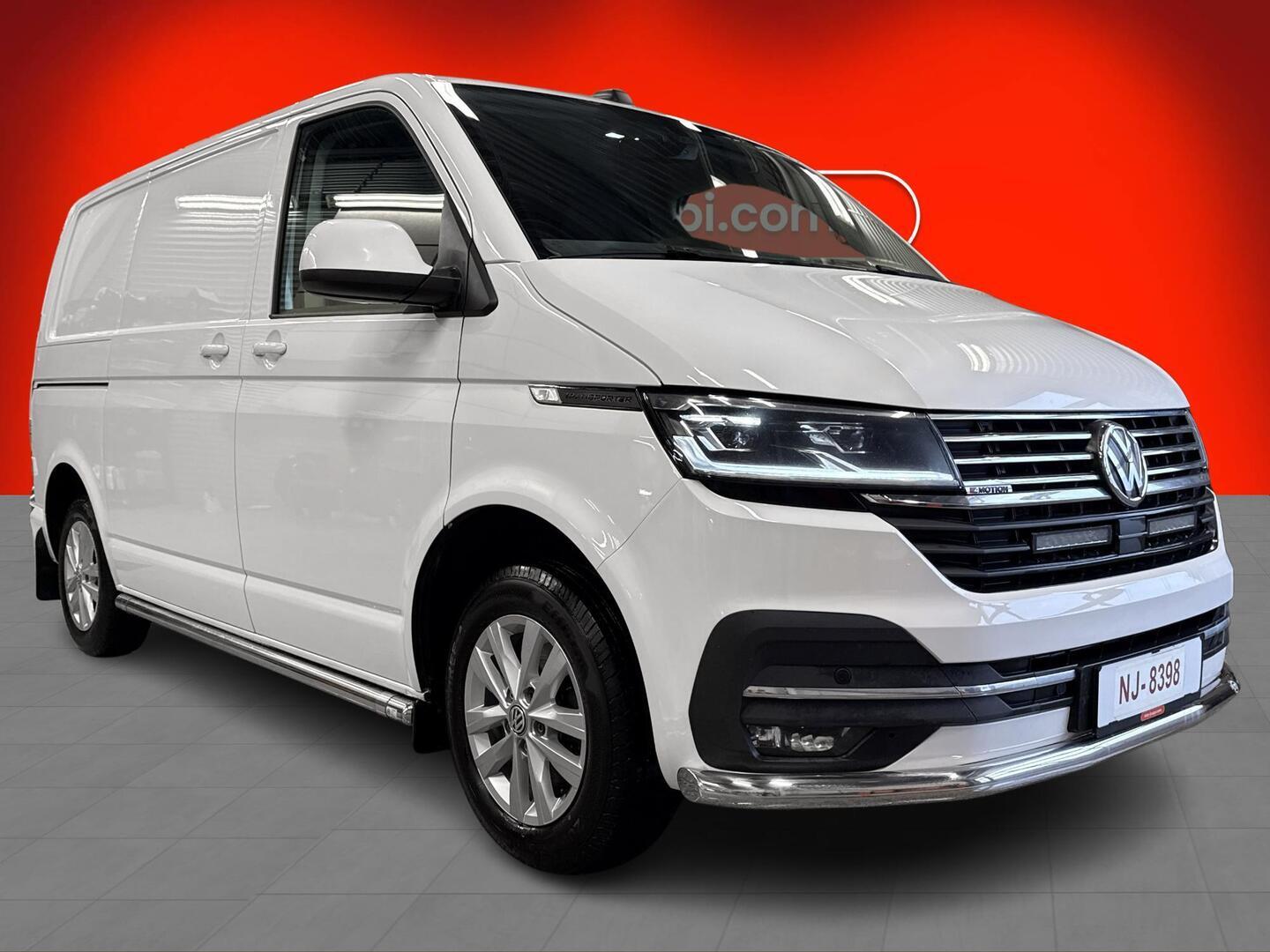 VOLKSWAGEN TRANSPORTER 2022