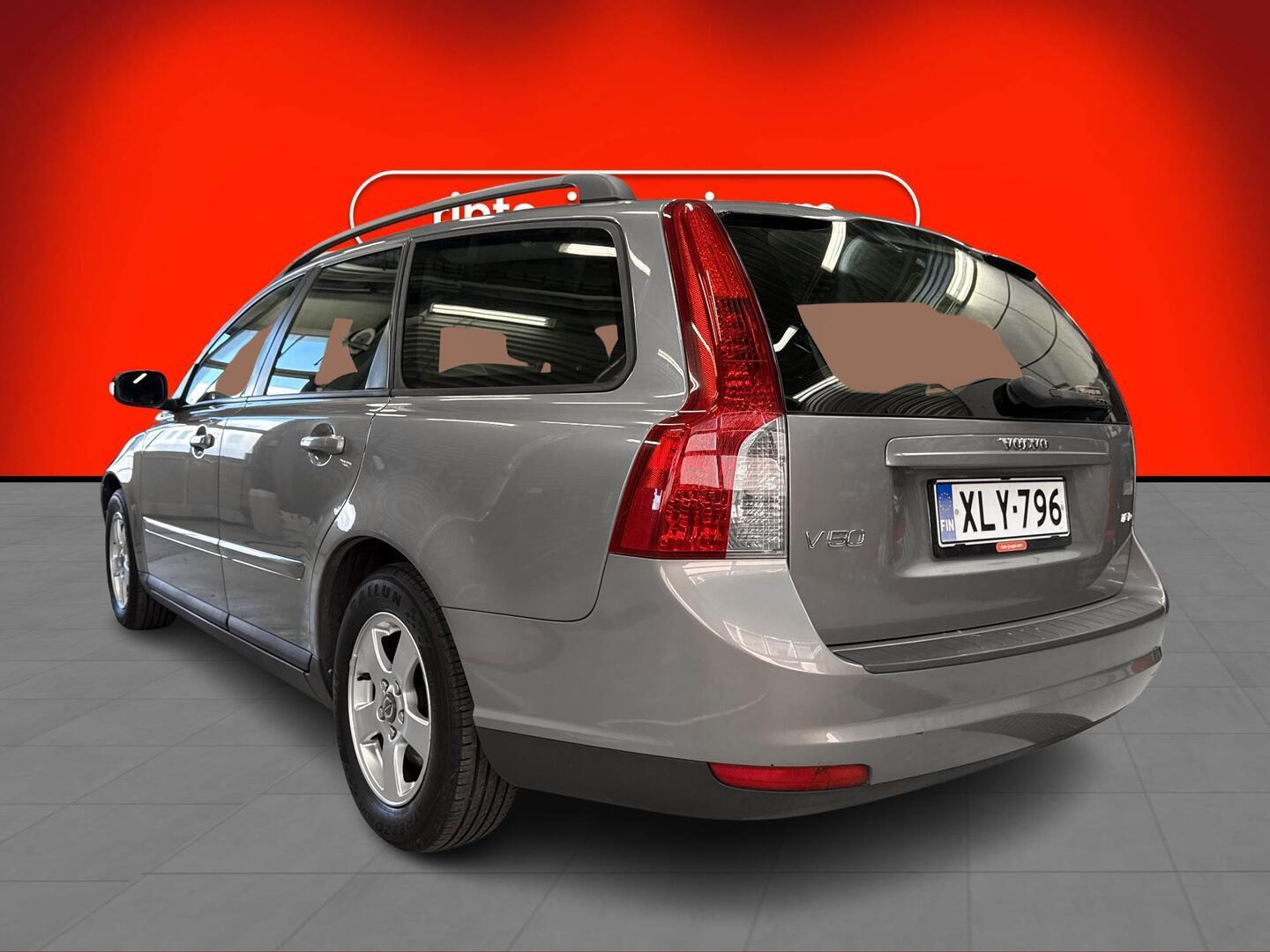 VOLVO V50 2008