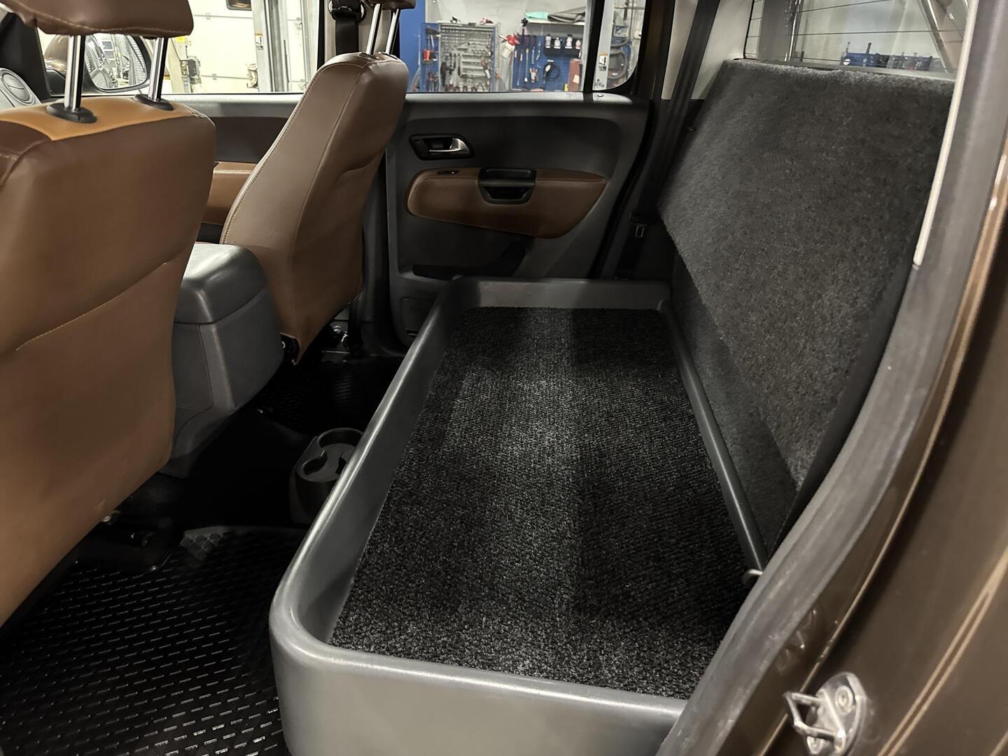 VOLKSWAGEN Amarok 2011