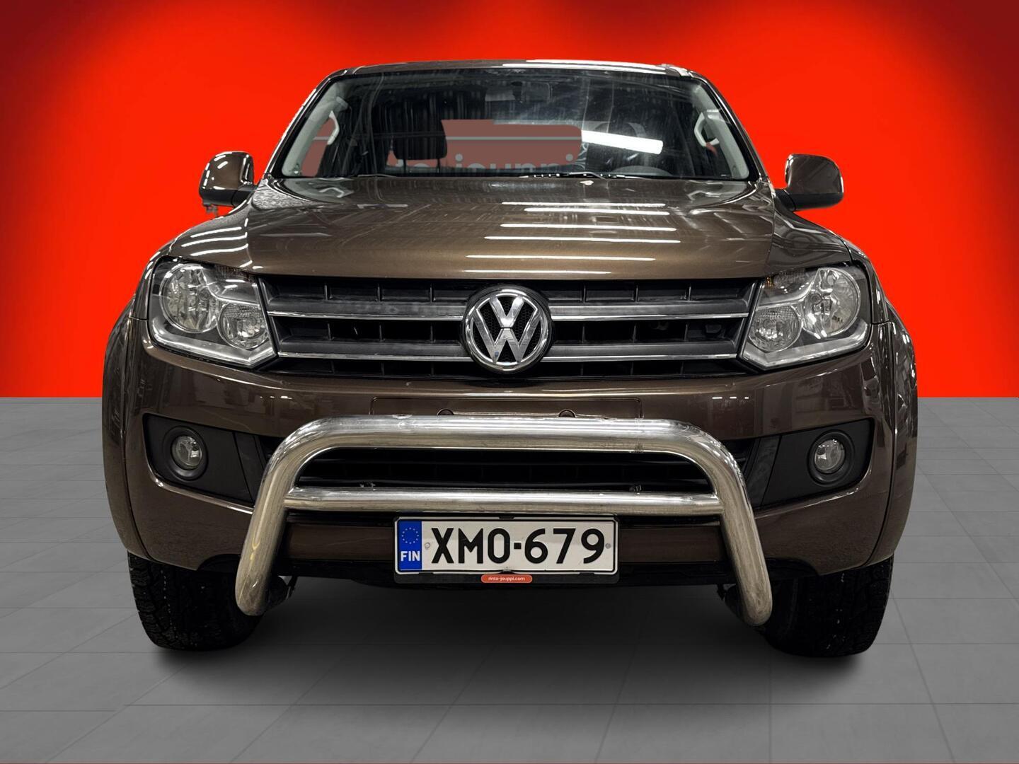 VOLKSWAGEN Amarok 2011