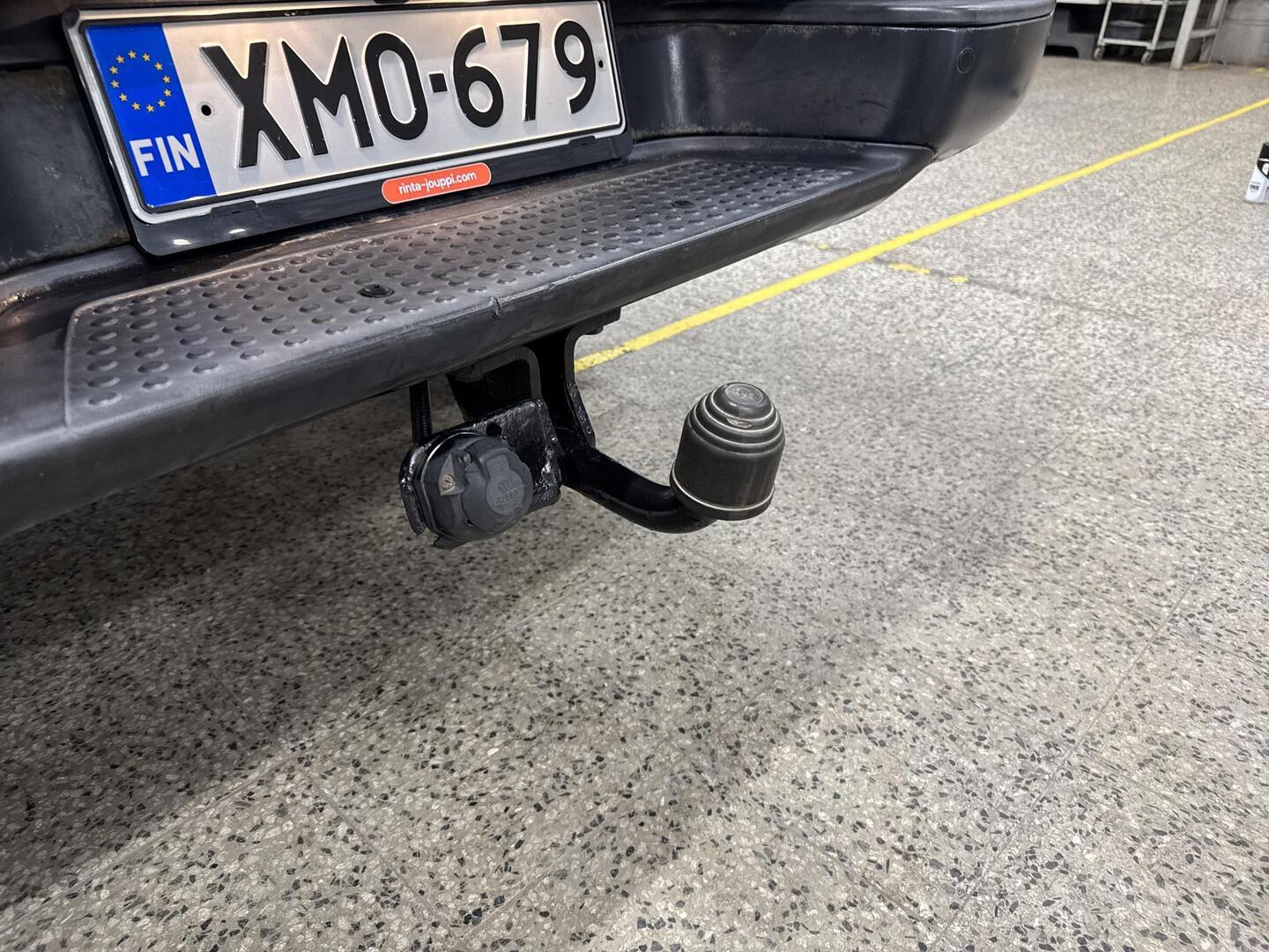 VOLKSWAGEN Amarok 2011