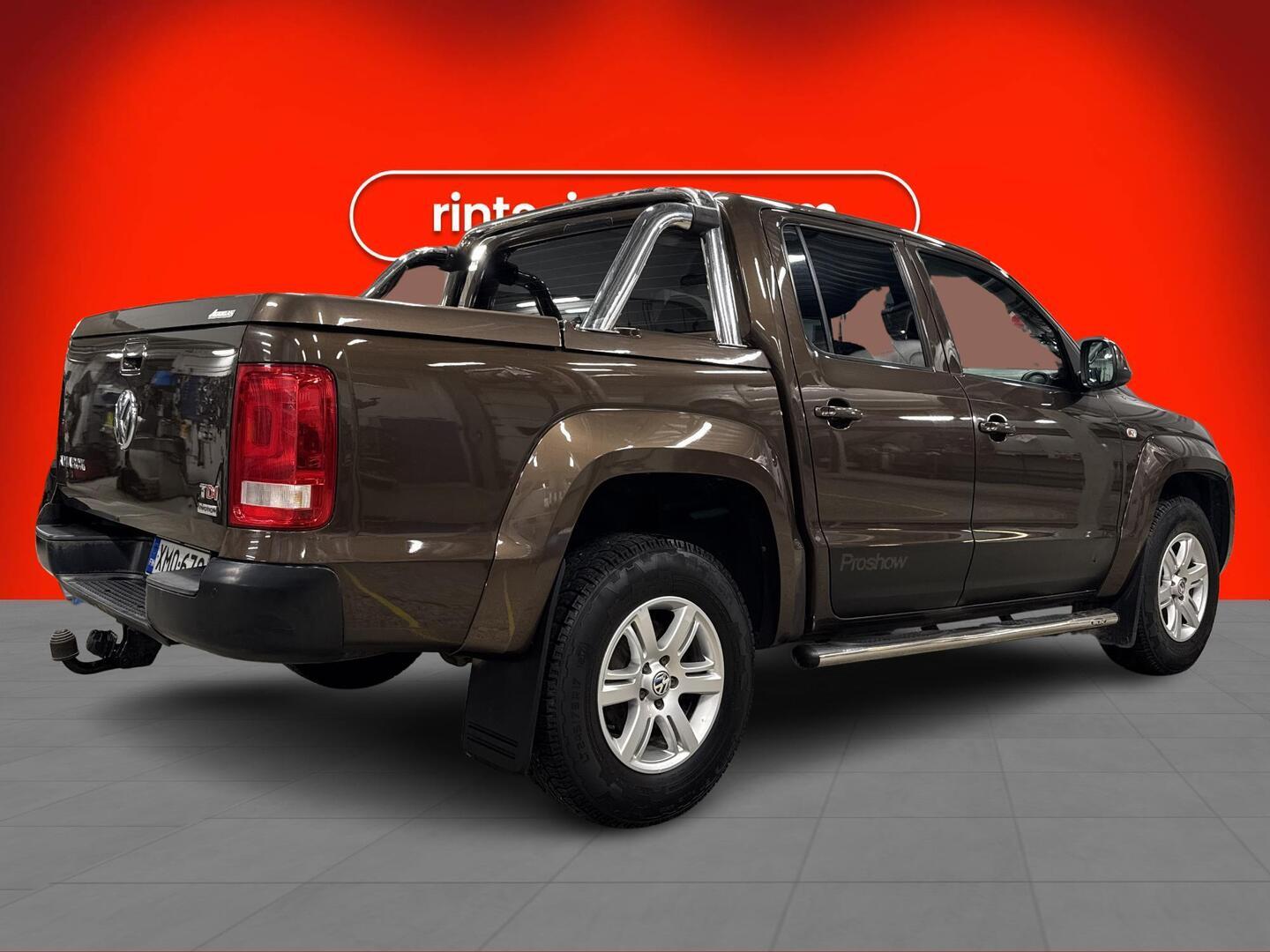 VOLKSWAGEN Amarok 2011