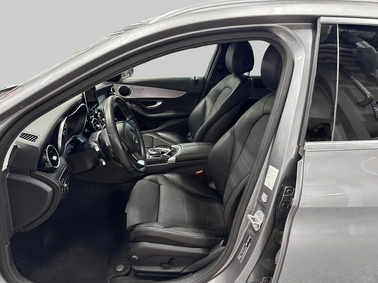 MERCEDES-BENZ C 2015