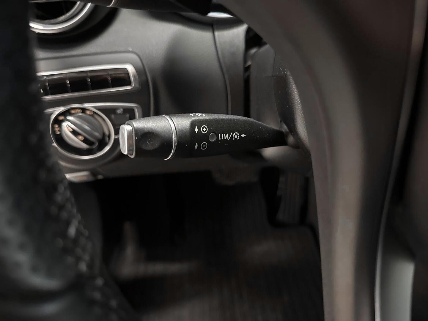 MERCEDES-BENZ C 2015
