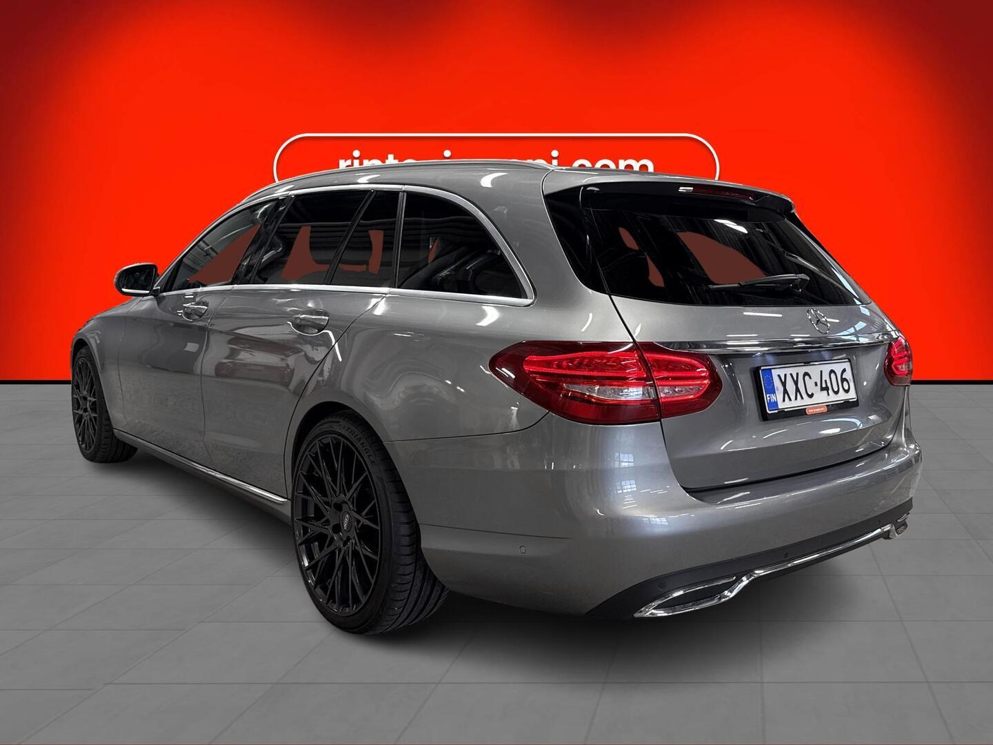 MERCEDES-BENZ C 2015