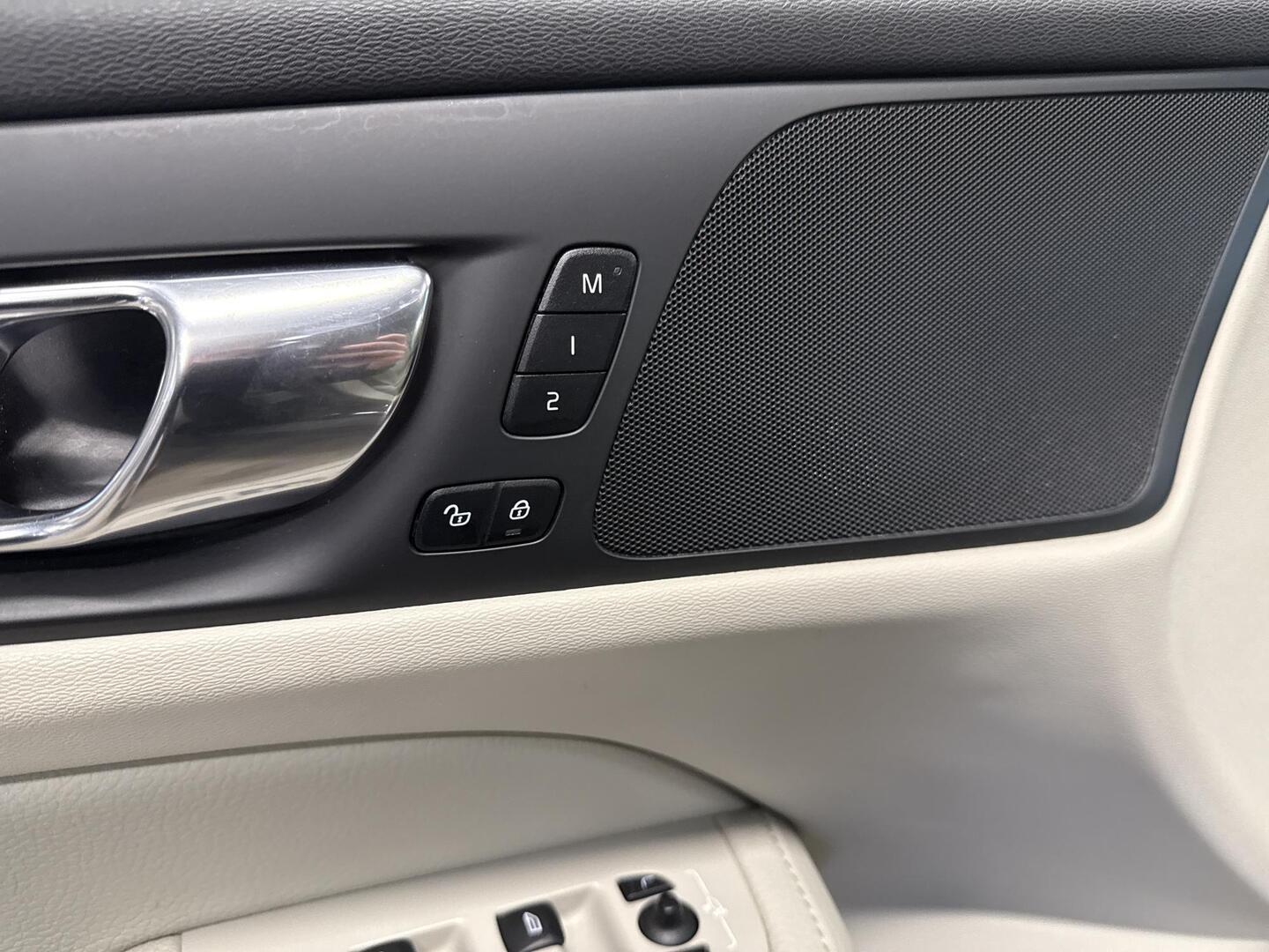 VOLVO V60 Cross Country 2022