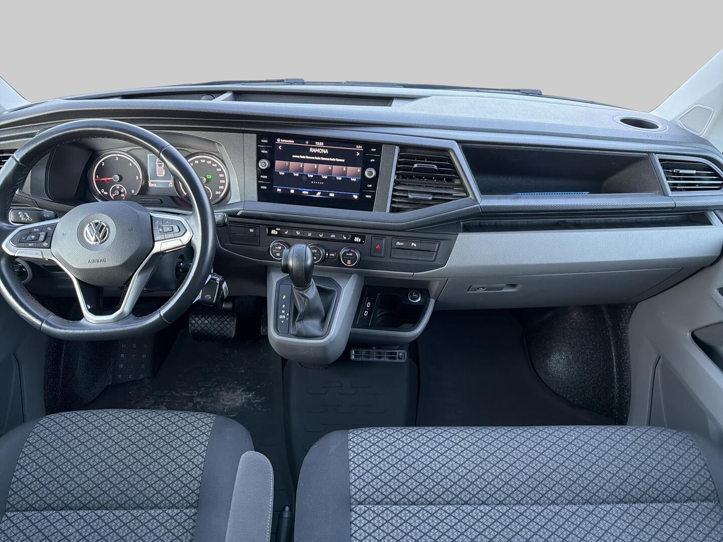 VOLKSWAGEN Caravelle 2020