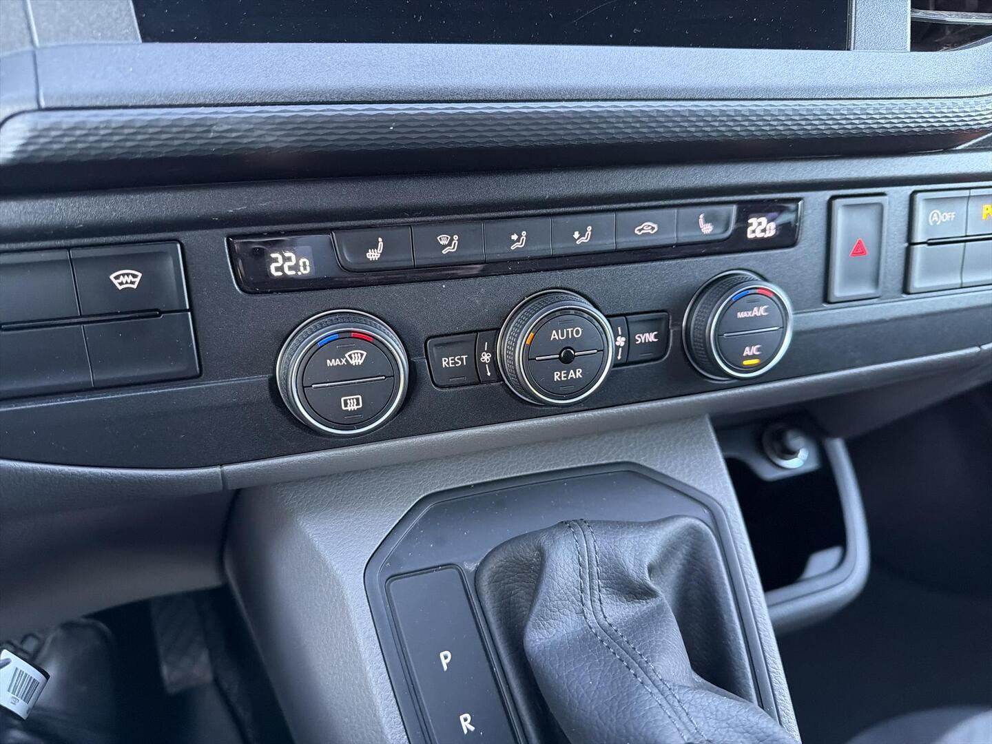 VOLKSWAGEN Caravelle 2020