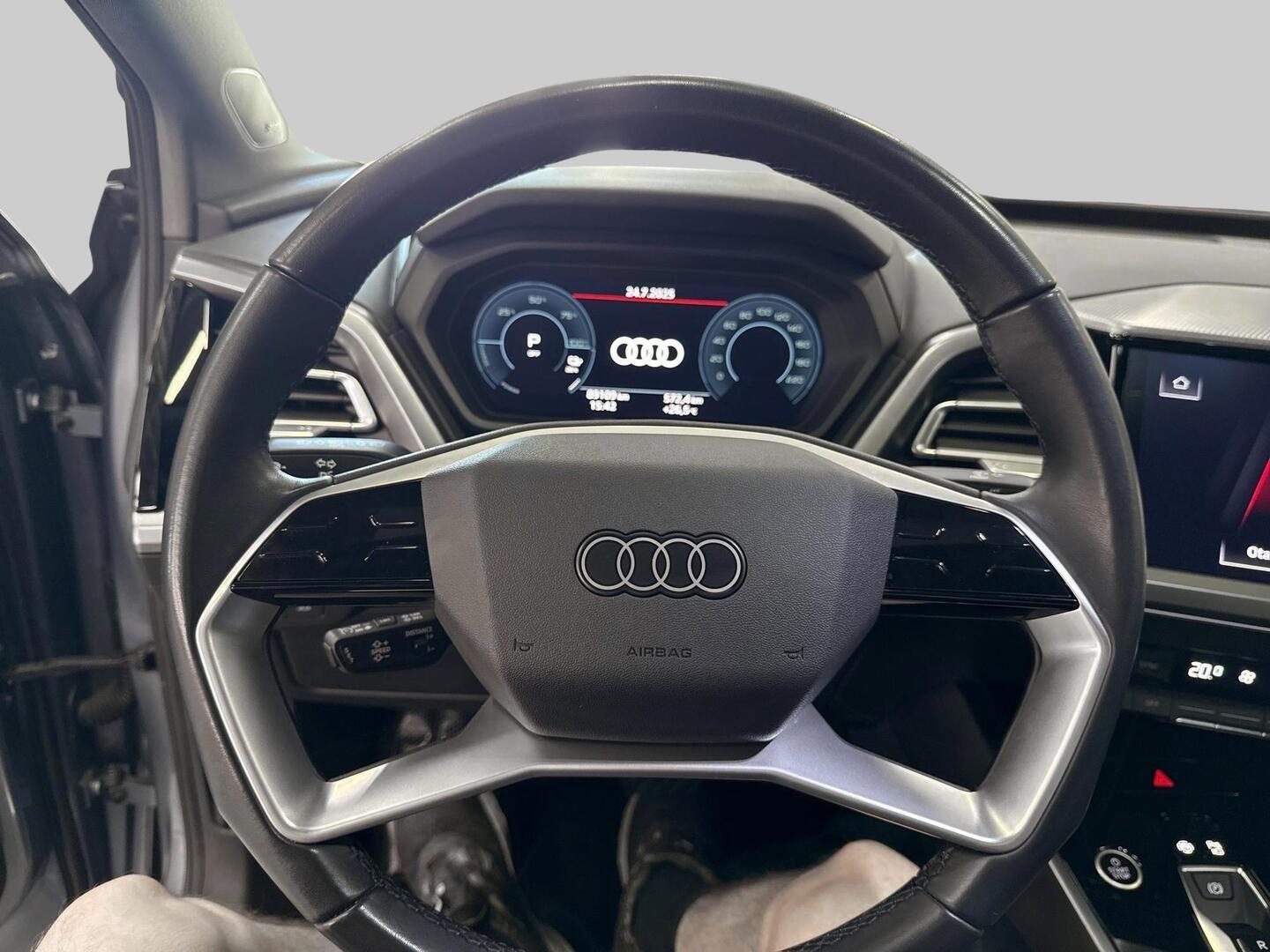AUDI Q4 E-TRON 2022