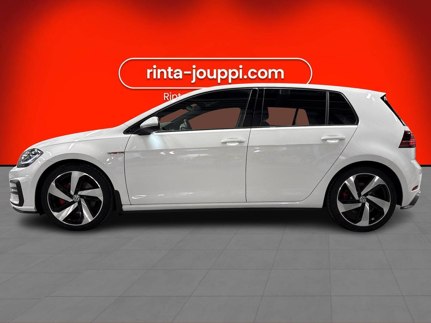 VOLKSWAGEN Golf 2018