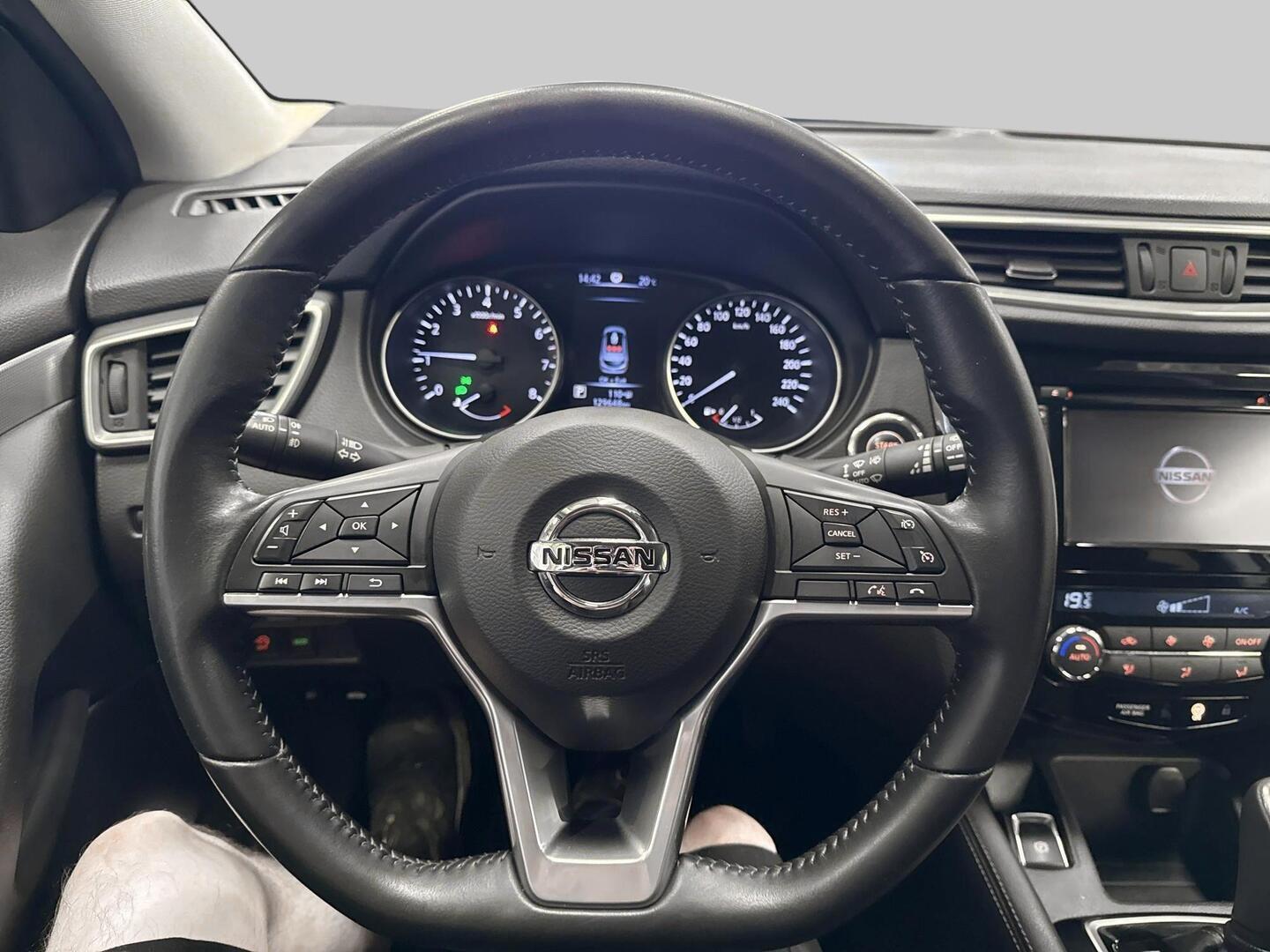 NISSAN Qashqai 2018