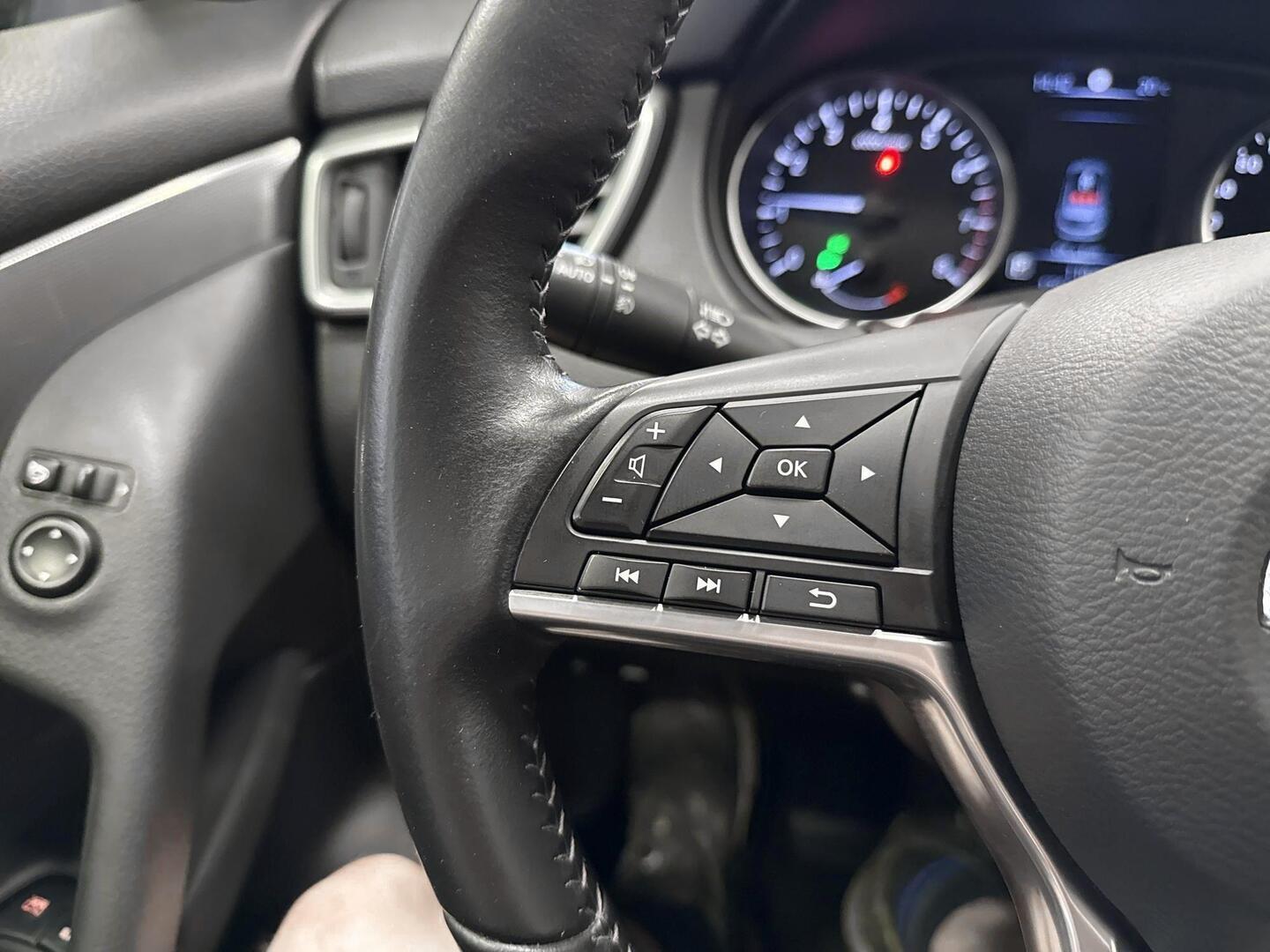 NISSAN Qashqai 2018