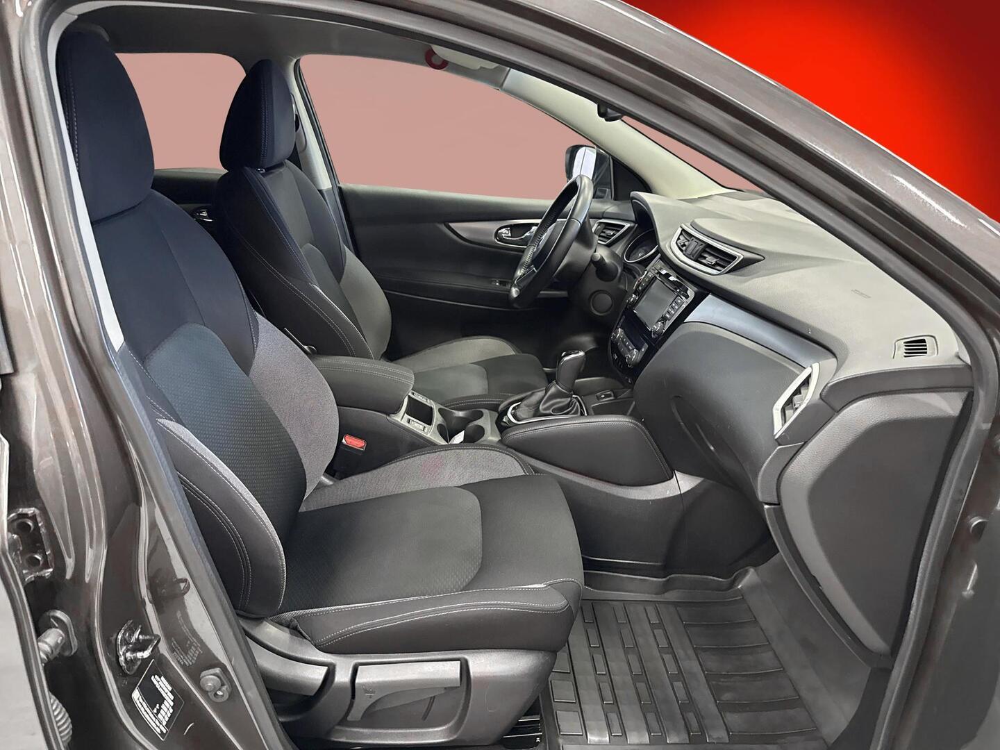 NISSAN Qashqai 2018