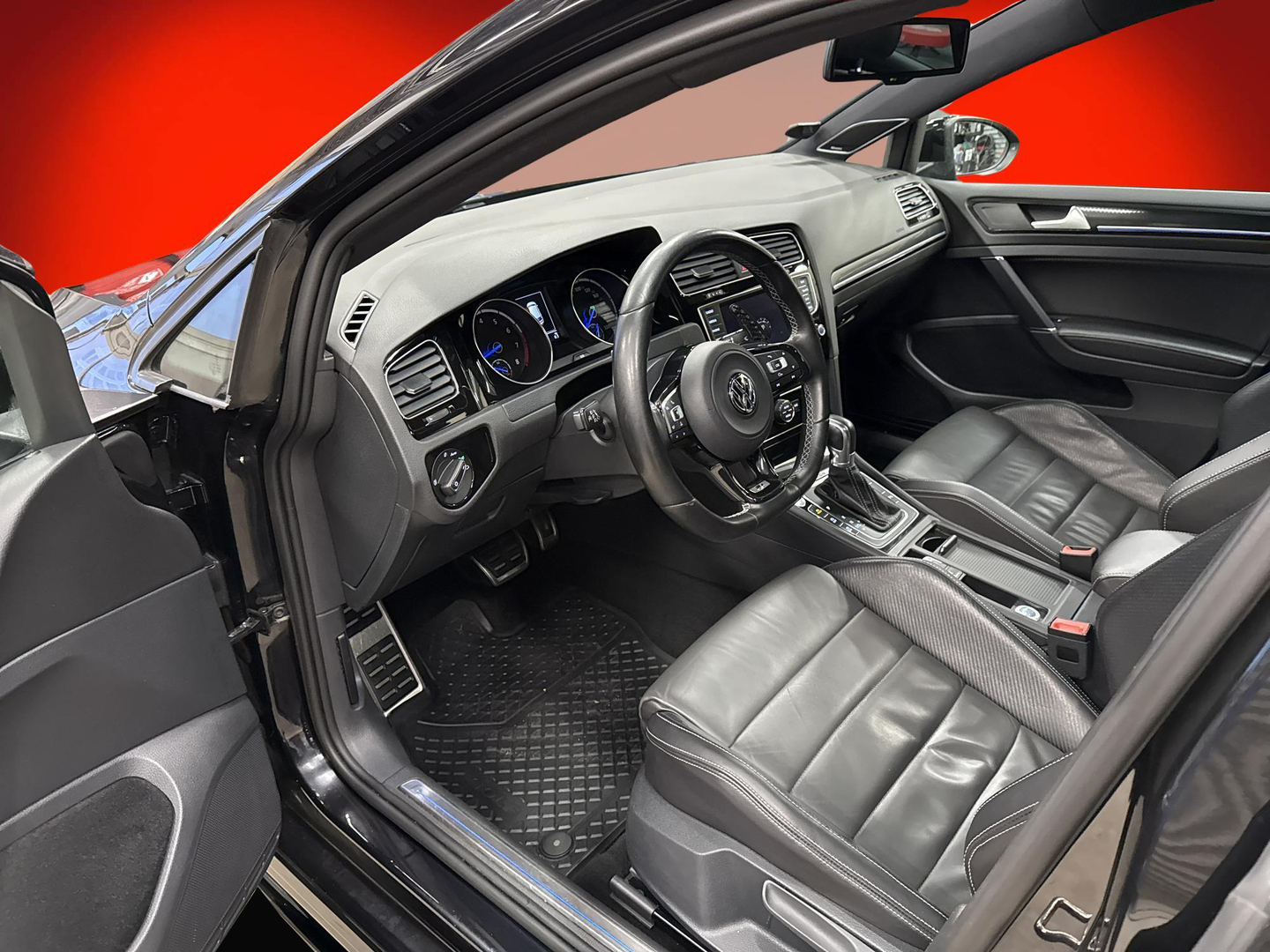 VOLKSWAGEN Golf 2015