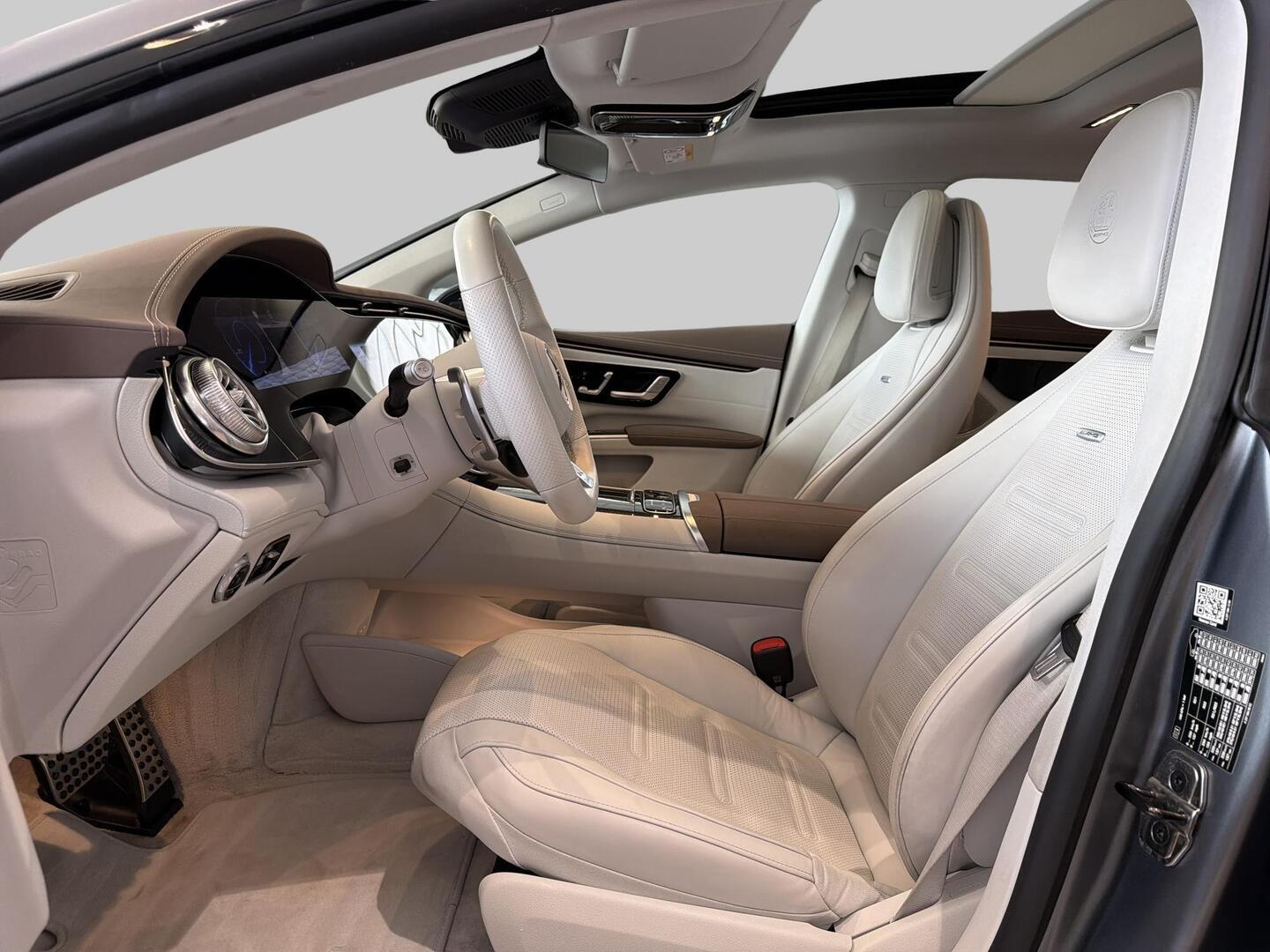 MERCEDES-BENZ EQS 2022