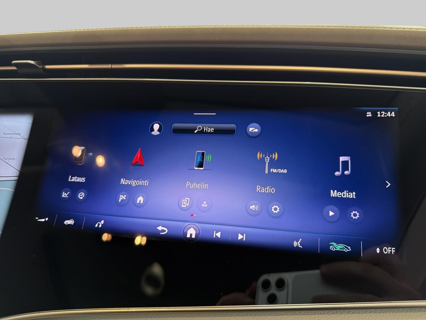MERCEDES-BENZ EQS 2022