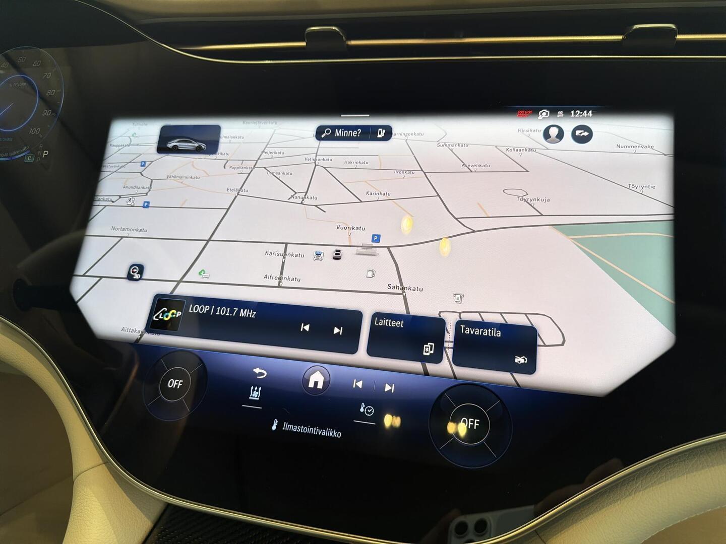 MERCEDES-BENZ EQS 2022