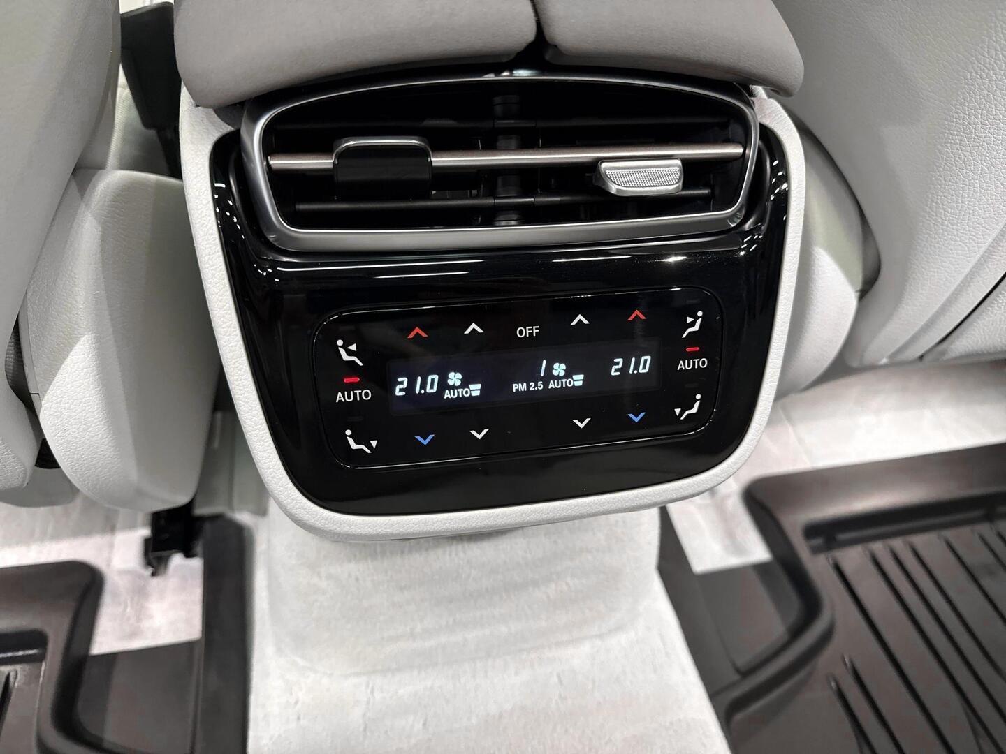 MERCEDES-BENZ EQS 2022