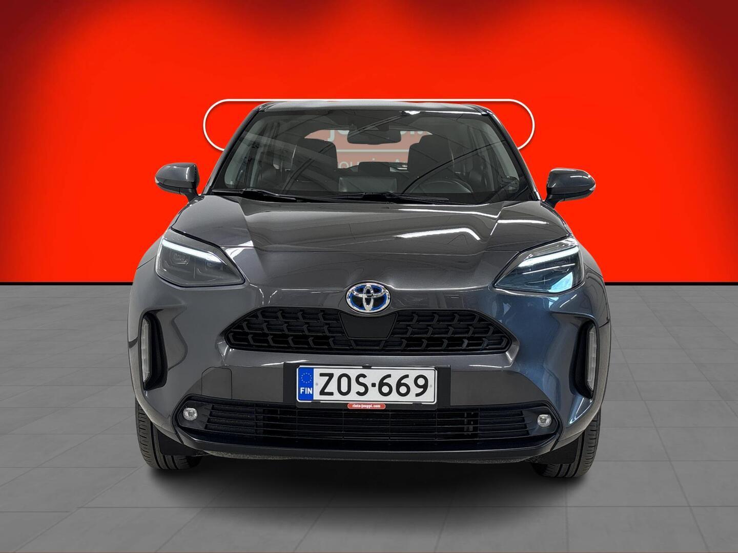 TOYOTA Yaris Cross 2023