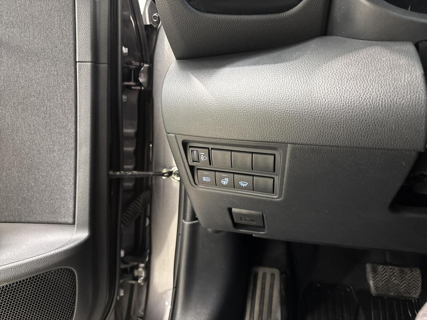 TOYOTA Yaris Cross 2023