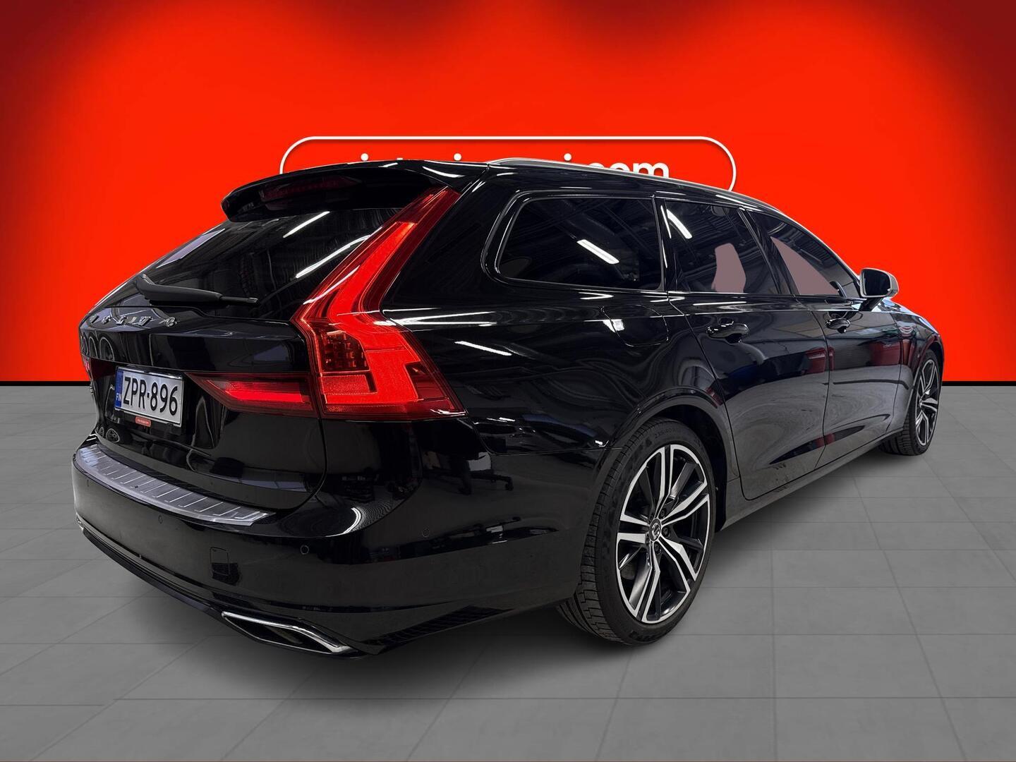 VOLVO V90 2017