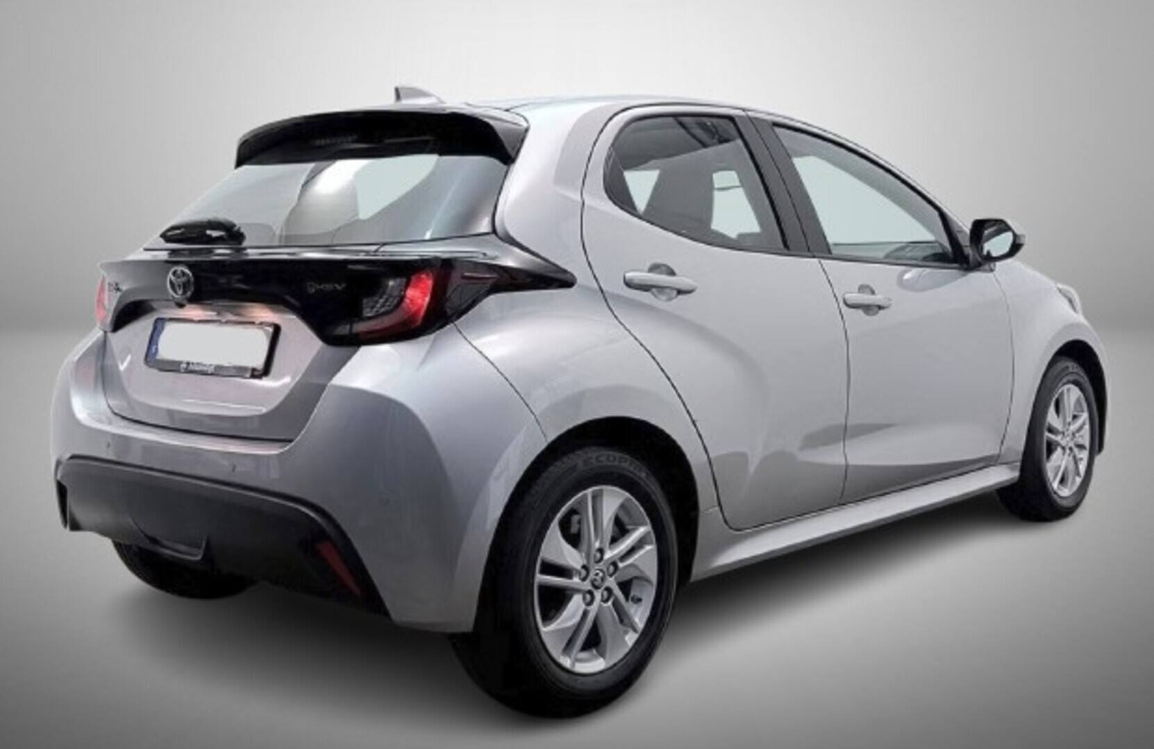 TOYOTA Yaris 4