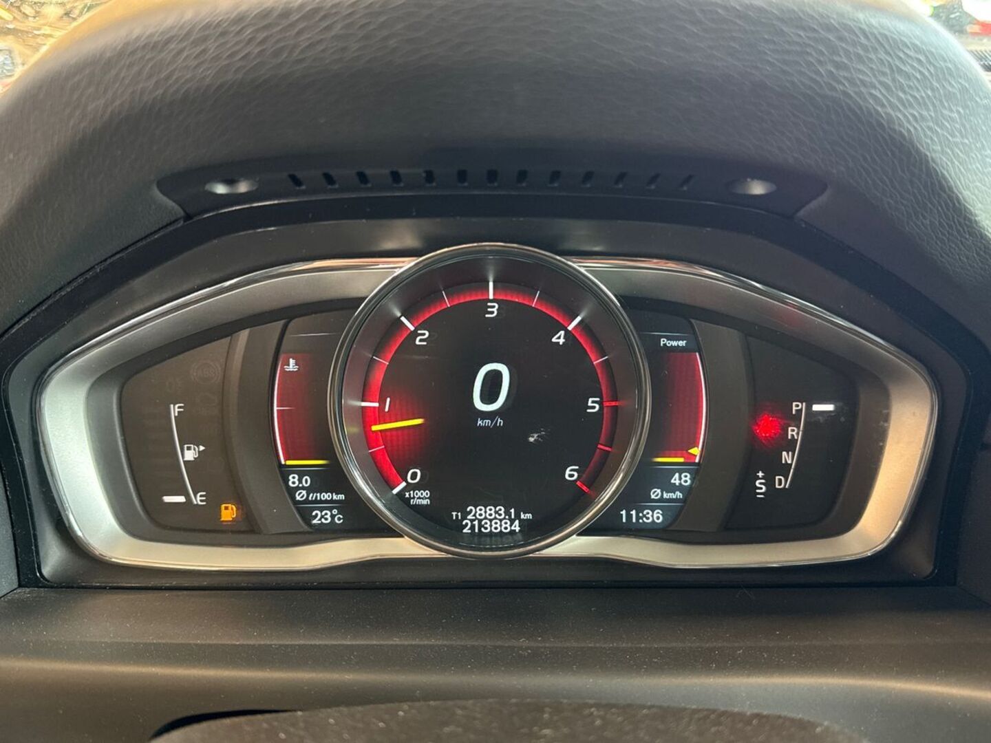 VOLVO XC70 17