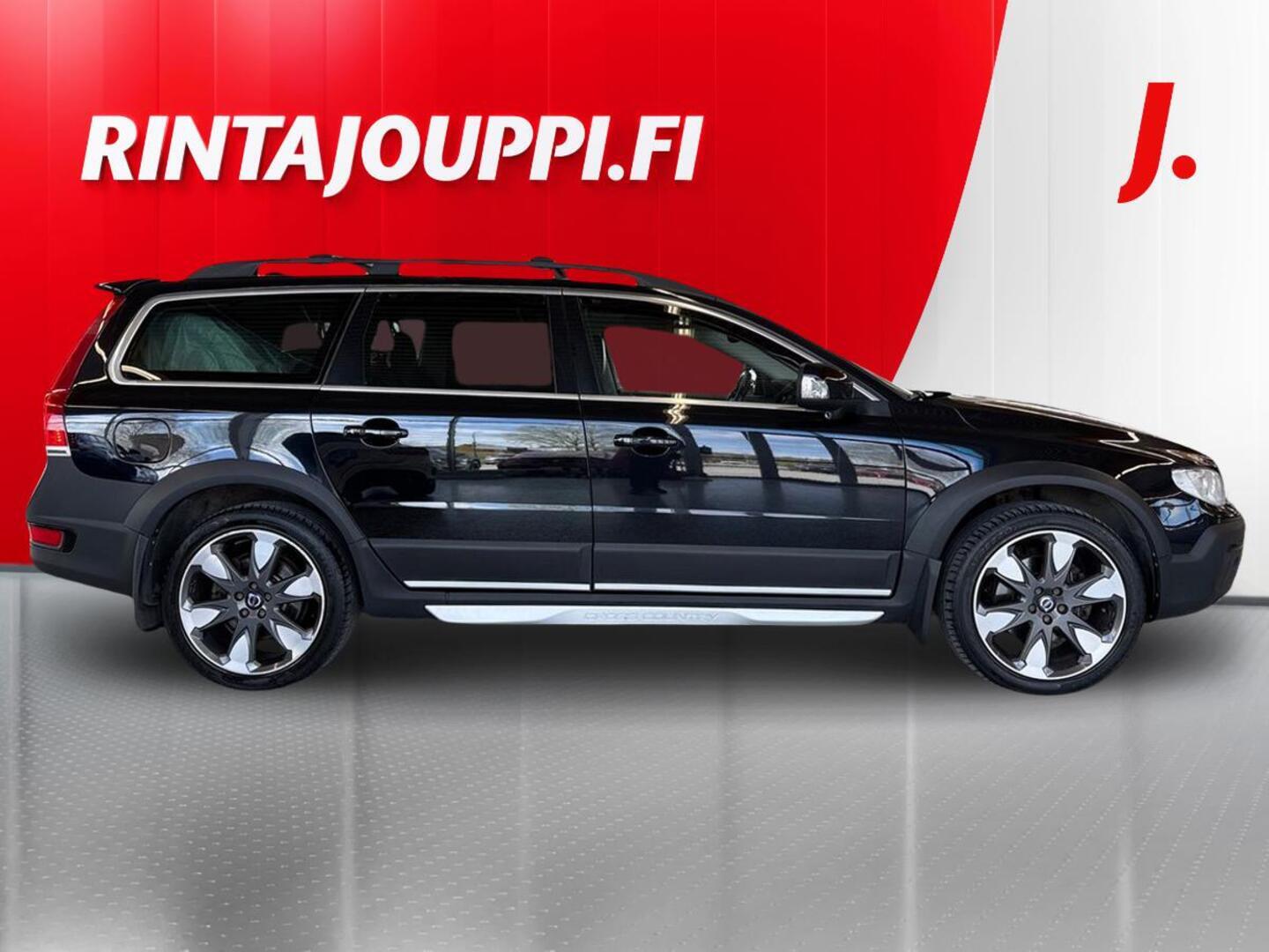 VOLVO XC70 6