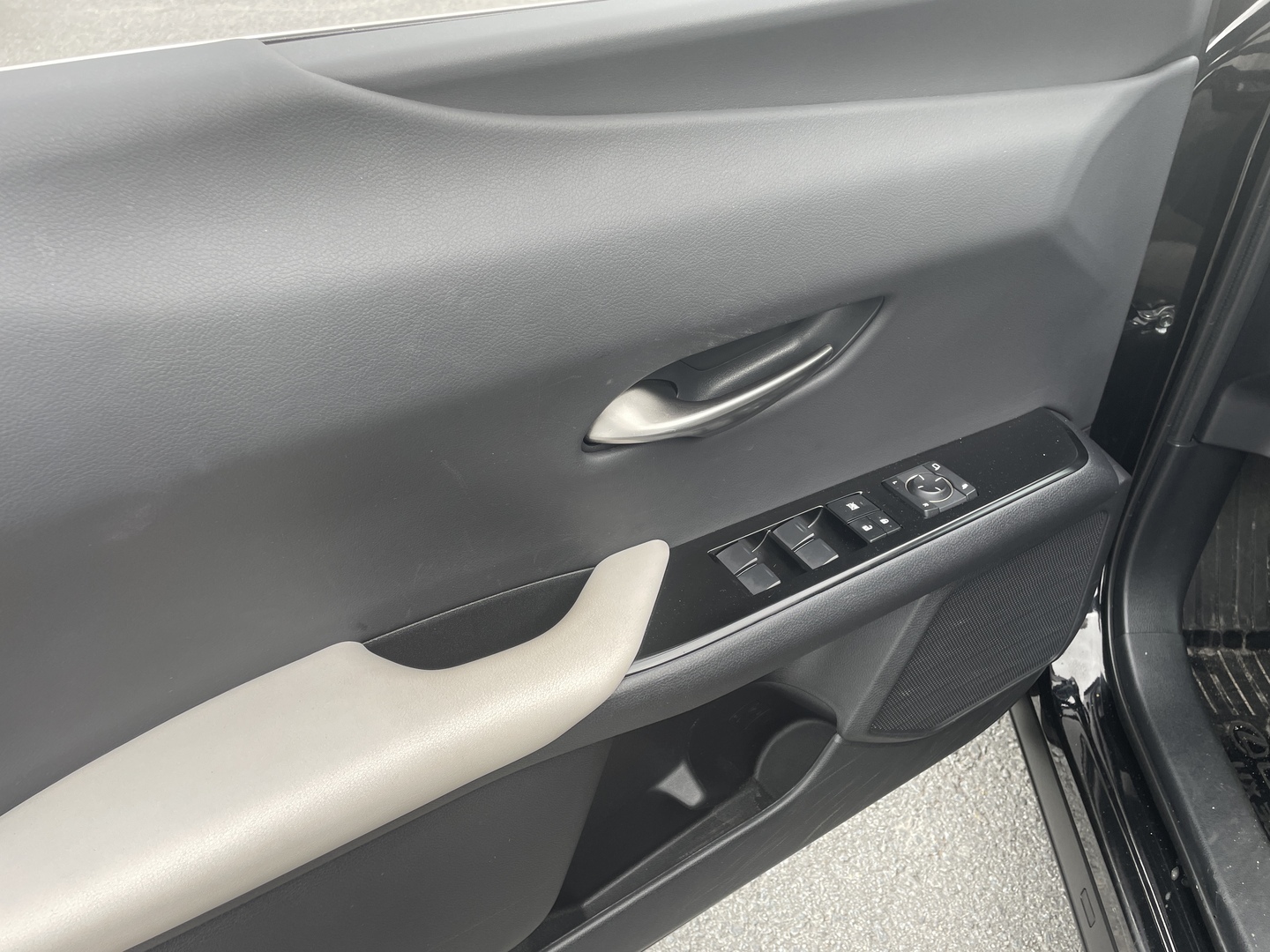 LEXUS UX 2021