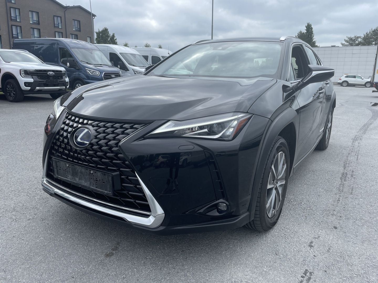 LEXUS UX 2021