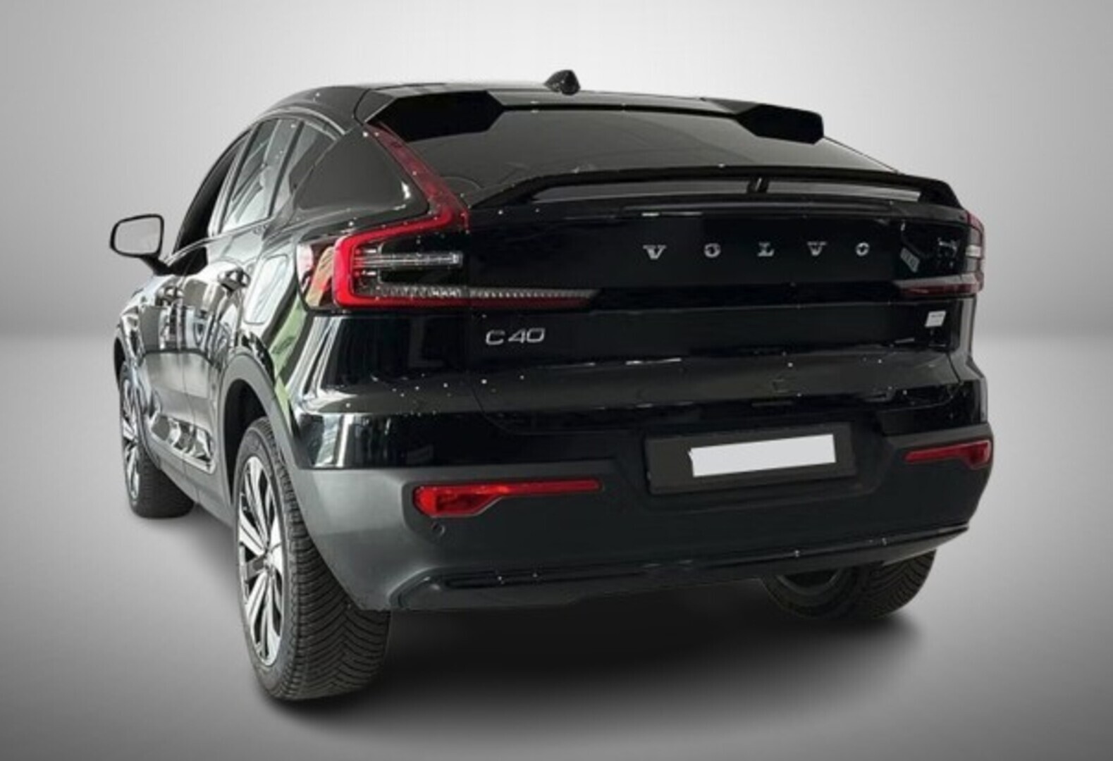 VOLVO C40 2023