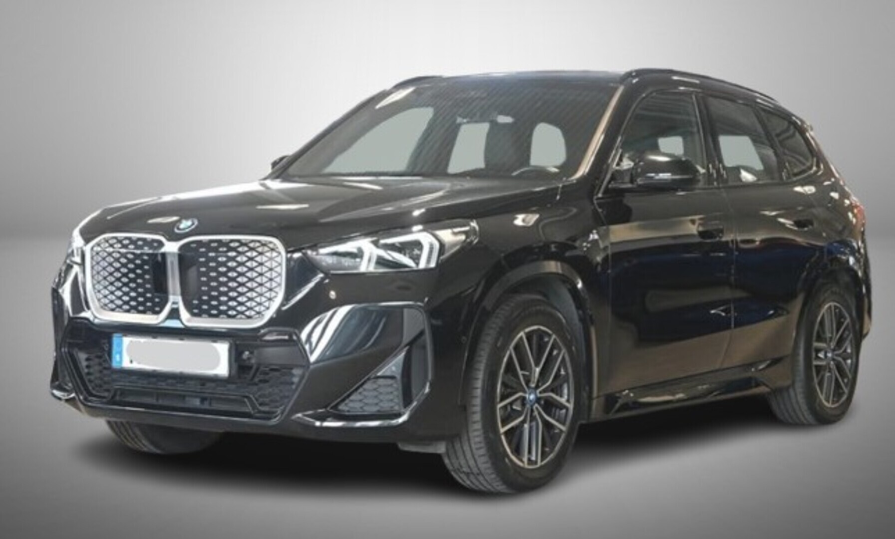 BMW iX1 2024