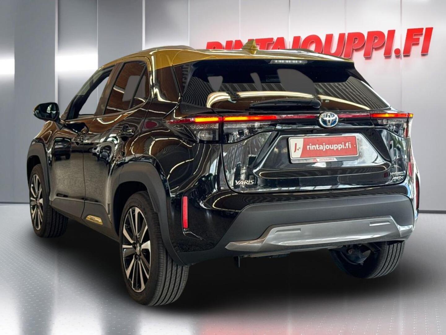 TOYOTA Yaris Cross 2022