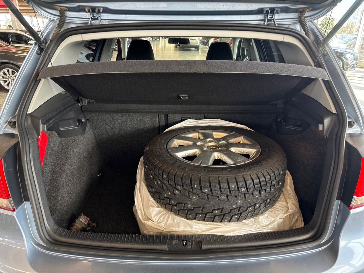 VOLKSWAGEN Golf 2009