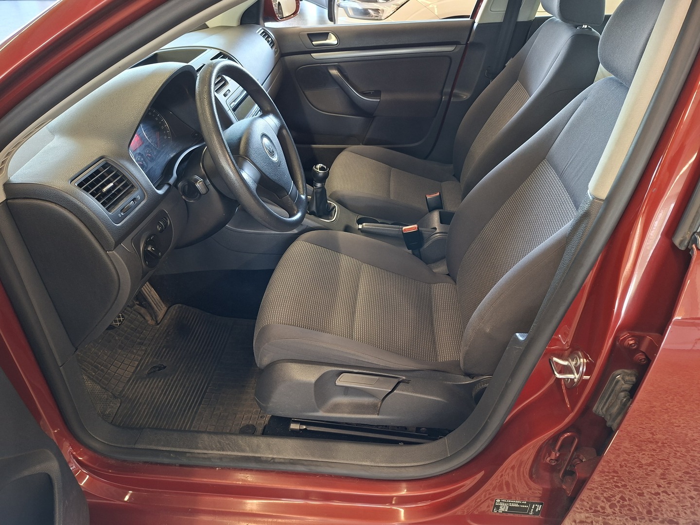 VOLKSWAGEN Jetta 2009