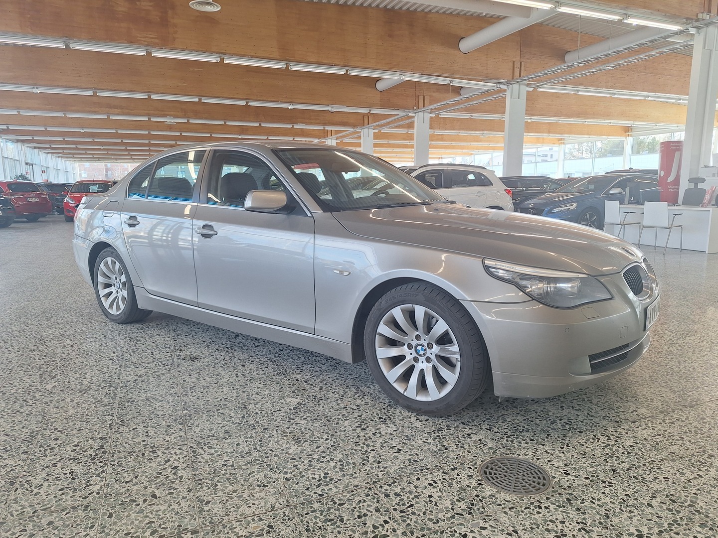 BMW 520 2009