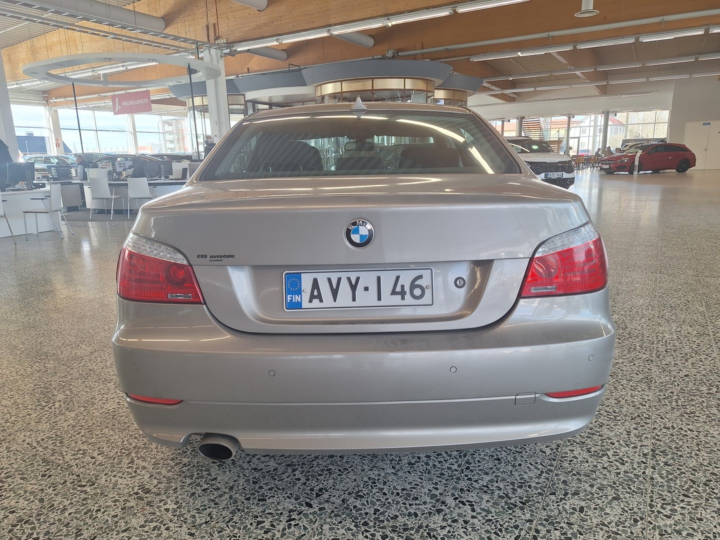 BMW 520 2009