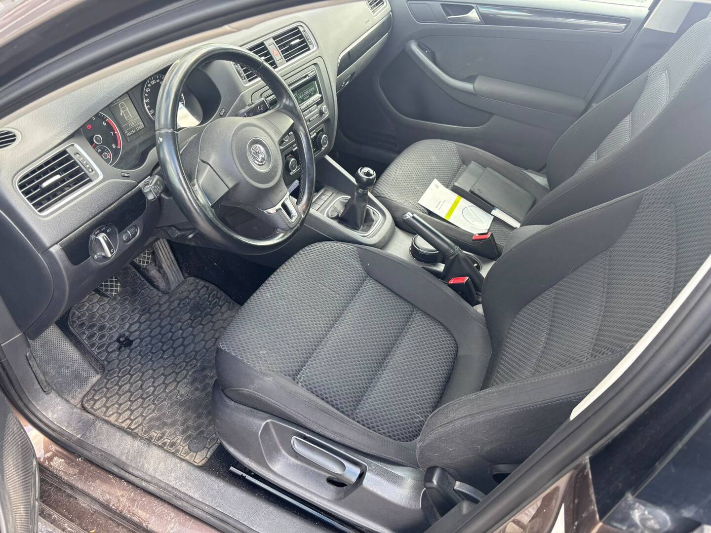 VOLKSWAGEN Jetta 2013