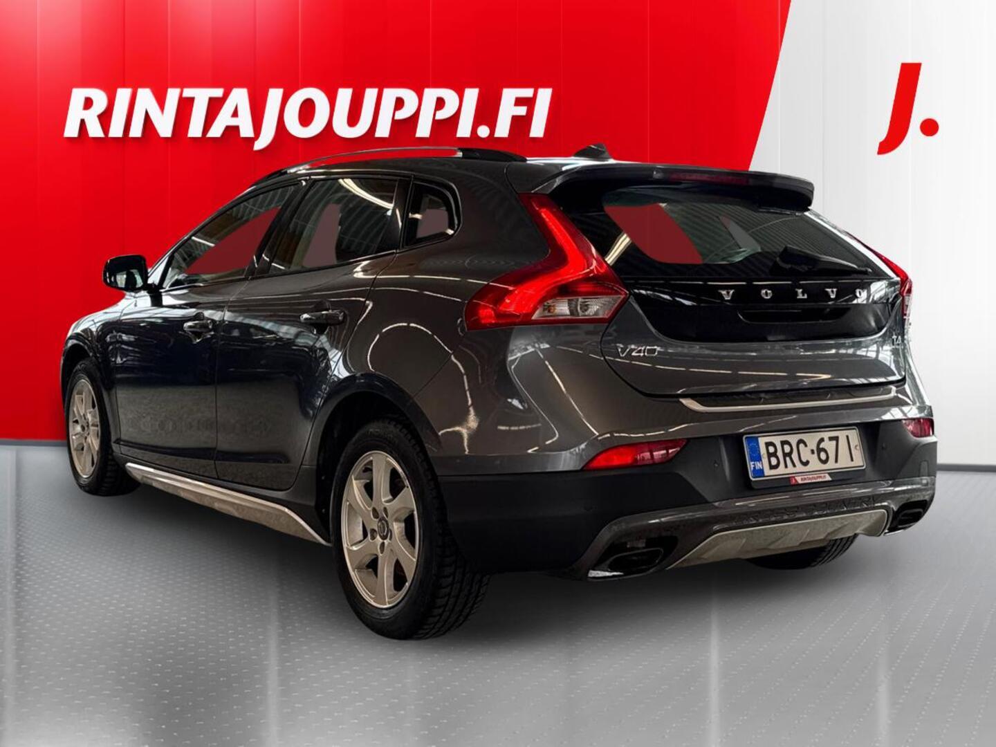 VOLVO V40 Cross Country 2
