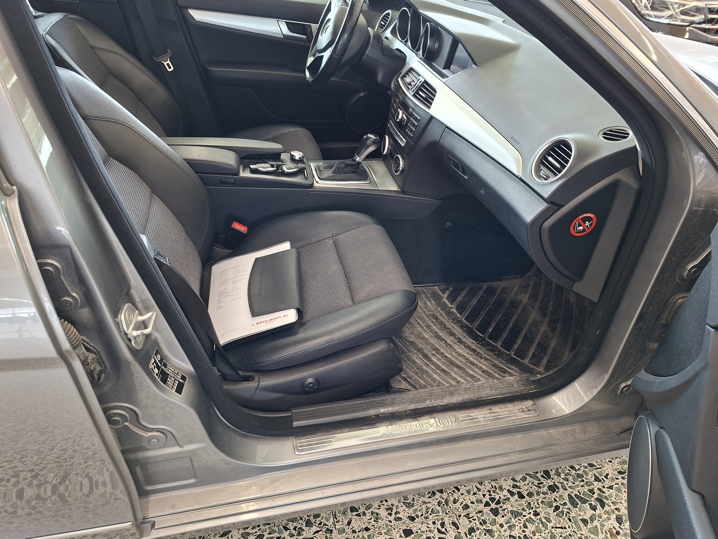 MERCEDES-BENZ C 2014