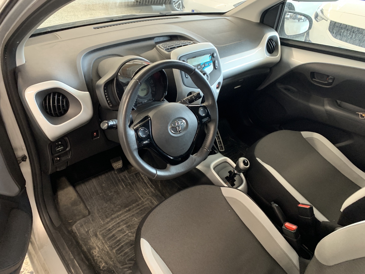 TOYOTA AYGO 2014