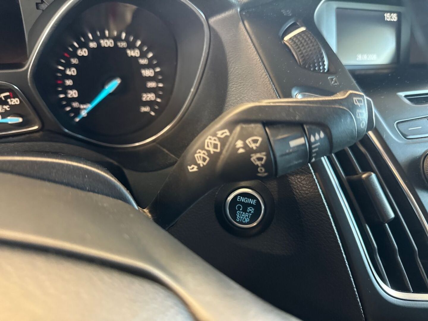 FORD Focus 24