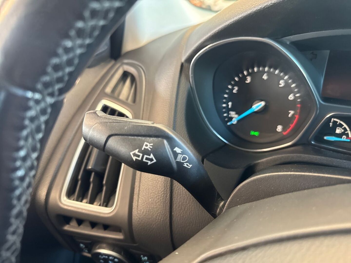 FORD Focus 25