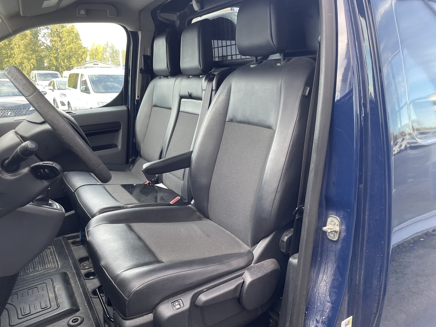 TOYOTA Proace 2017