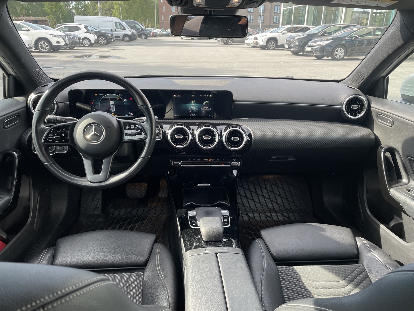 MERCEDES-BENZ A 2019
