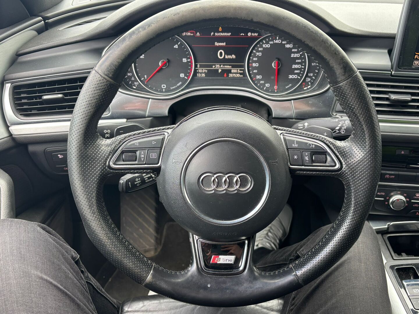 AUDI A6 2012