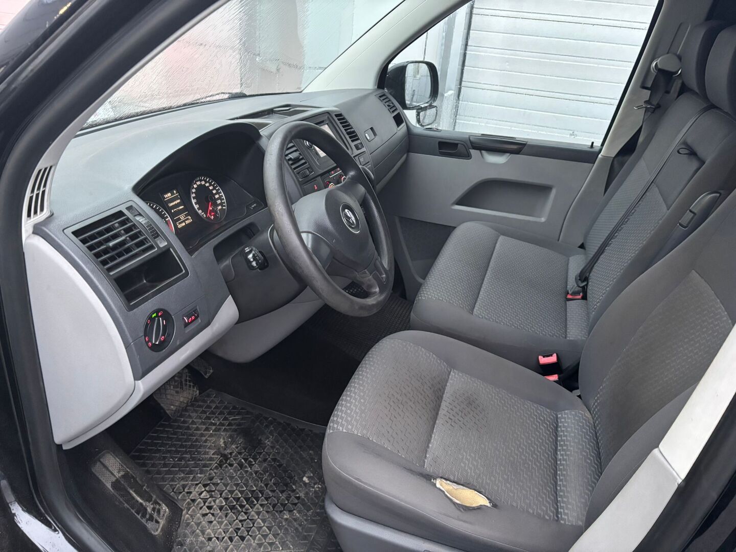 VOLKSWAGEN Transporter 2010