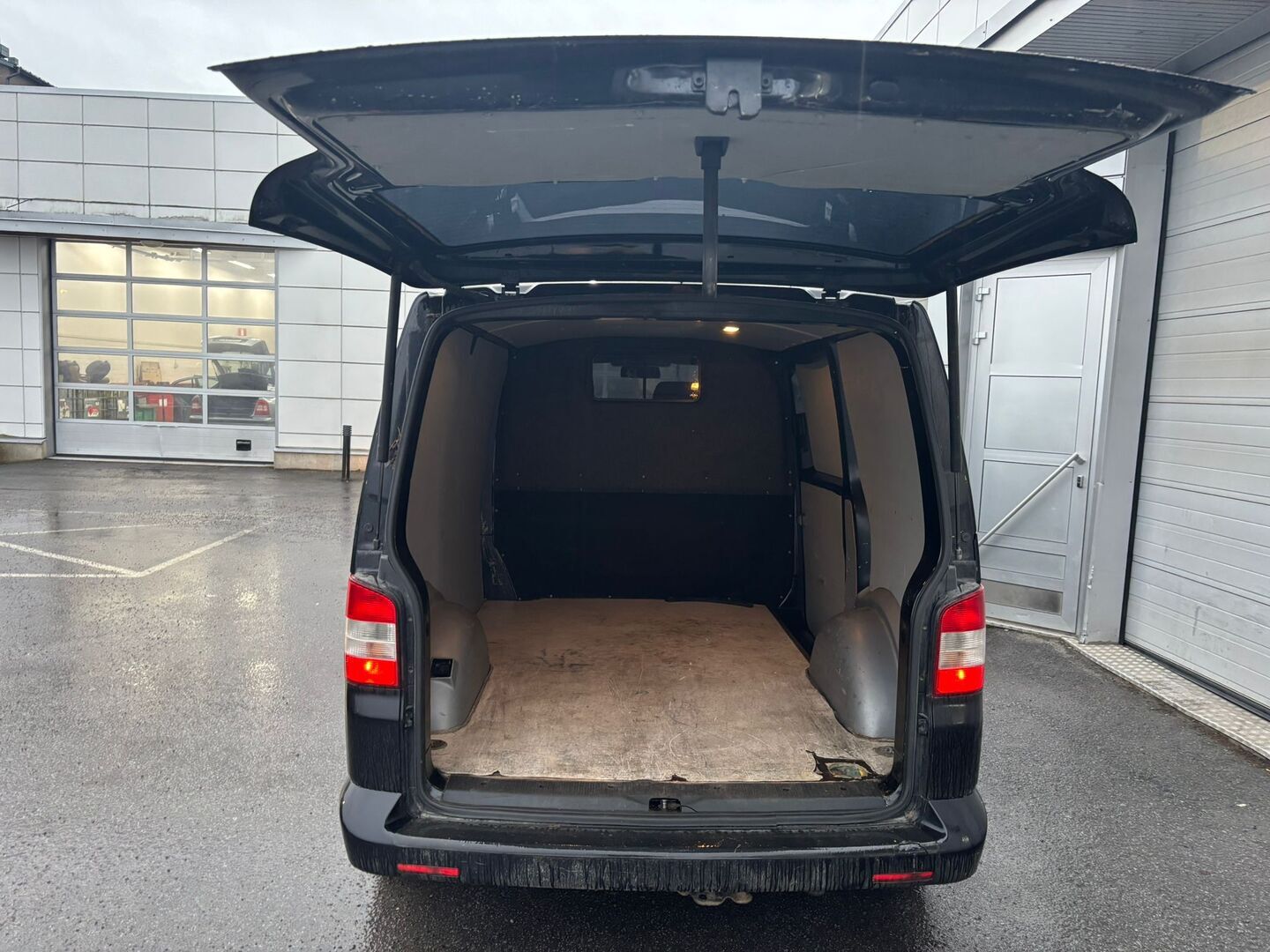 VOLKSWAGEN Transporter 2010